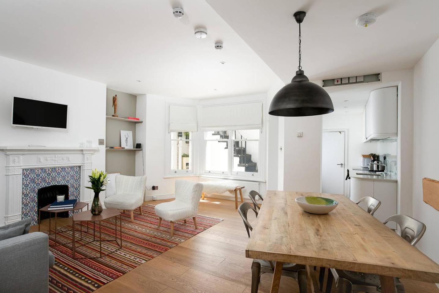 Stylish 2Br Home In West Kensington , 4 Guests Londra Exterior foto
