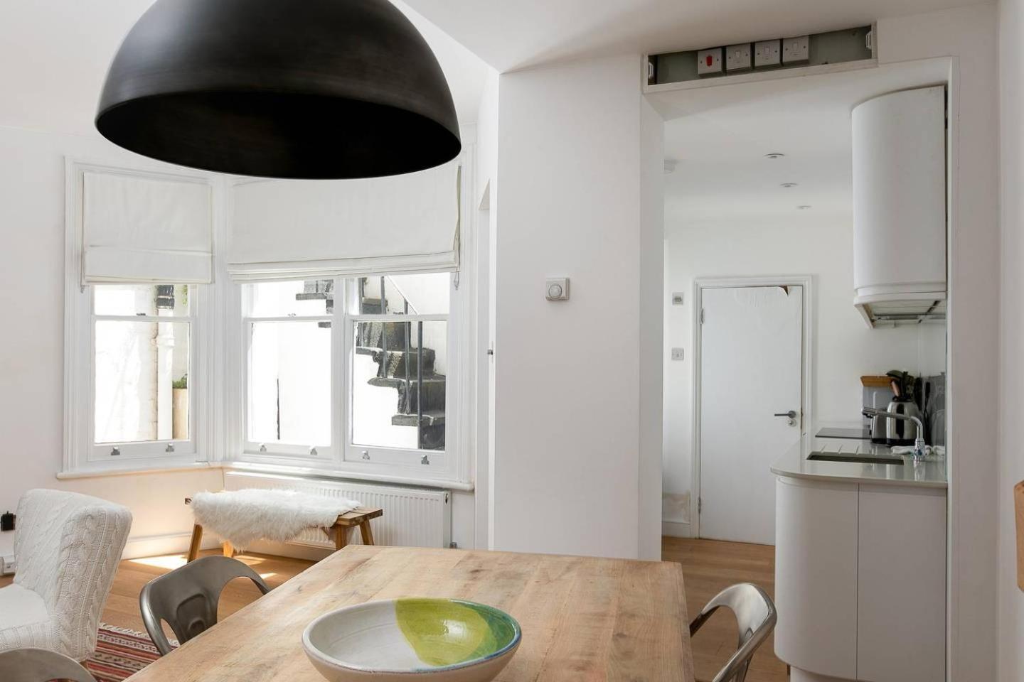 Stylish 2Br Home In West Kensington , 4 Guests Londra Exterior foto