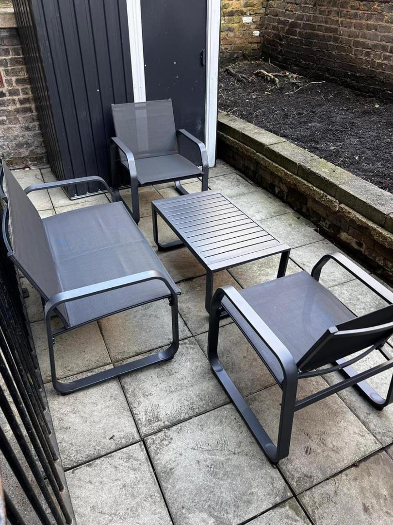 Stylish 2Br Home In West Kensington , 4 Guests Londra Exterior foto